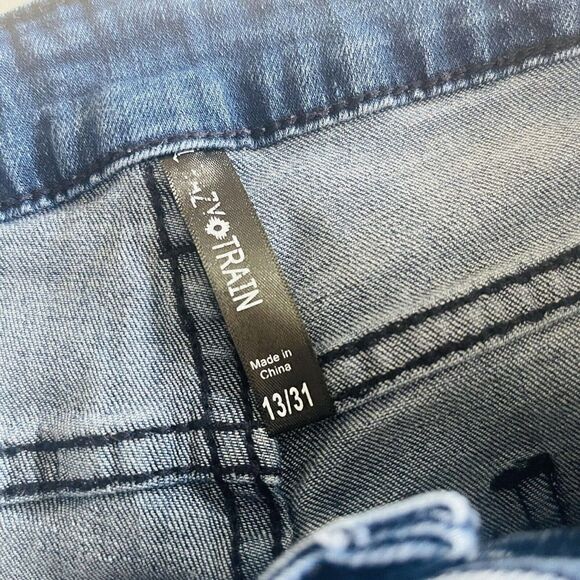 Crazy Train women’s size 13 high rise color fade distressed hem jeans - Picture 5 of 5